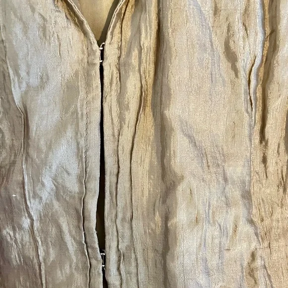 LAFAYETTE 148 NEW YORK METALLIC CRINKLE TOP, GUC - Picture 7 of 7